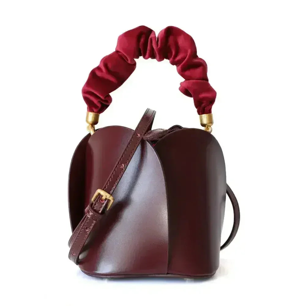 Flower Bucket Style Handbag For Daily Occasion