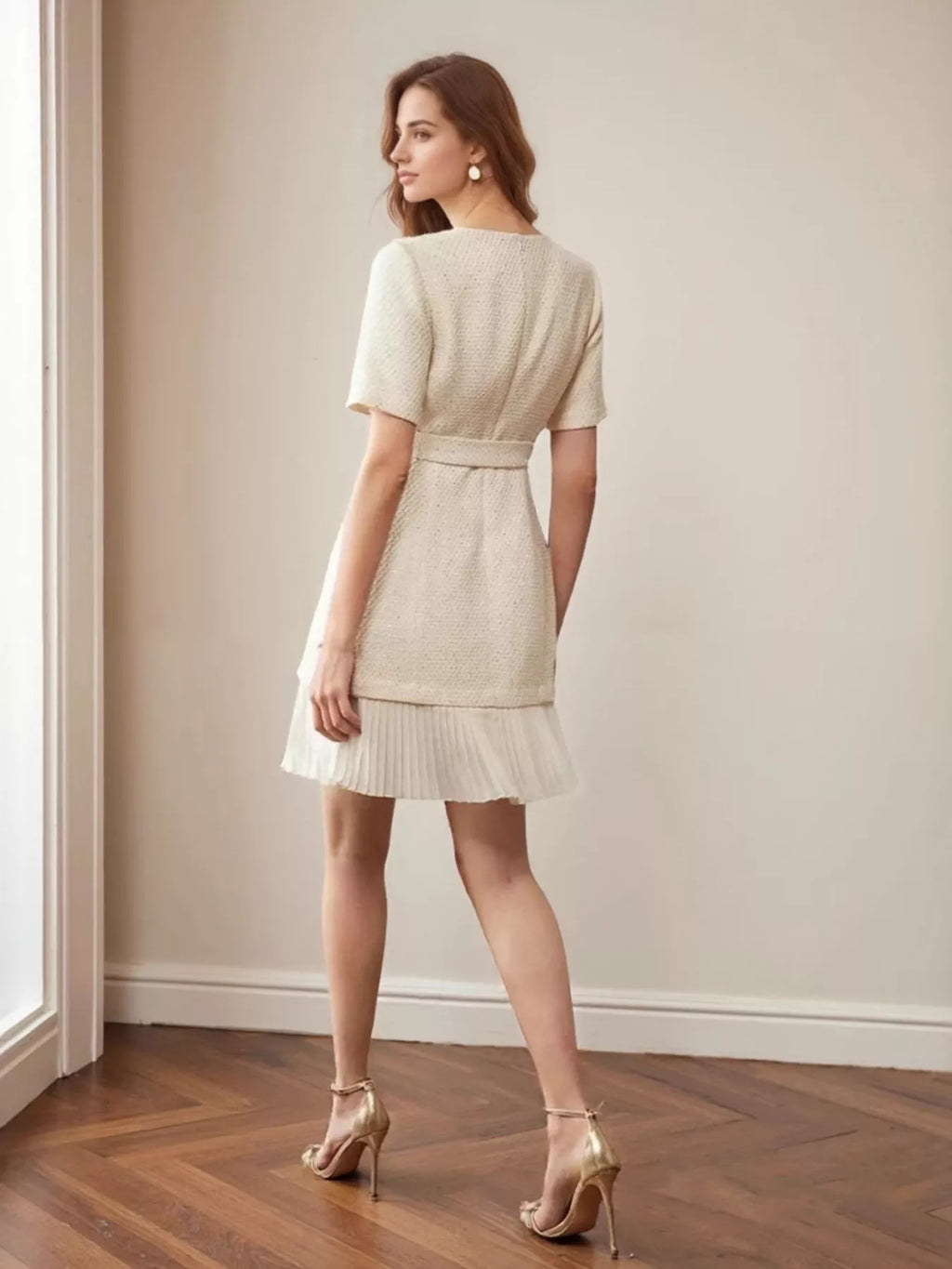 Pleated Hem Round Neck Dress