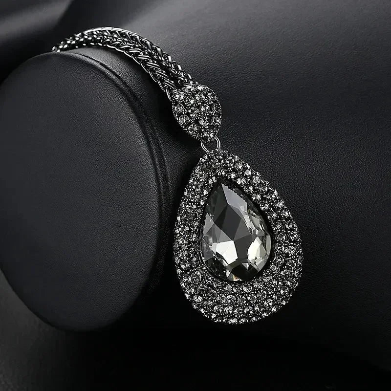 New Arrival Long Necklaces for Women 2024 Fashion Gray Crystal Choker Collier Femme Statement Necklaces & Pendants Accessories