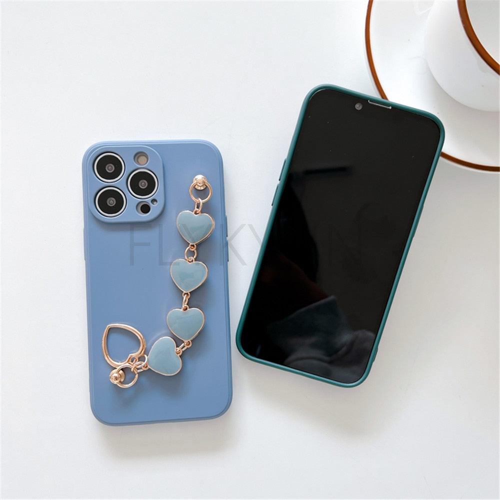 Soft Silicone Love Heart Chain Luxury Soft Flexible with Love Heart Chain Bracelet Hand Strap Girly Women Protective Cover for iPhone Wrist Bracelet Phone Case For iPhone 12 13 14 Pro Max Mini 11 Pro Max X XS Max XR 7 8 Plus