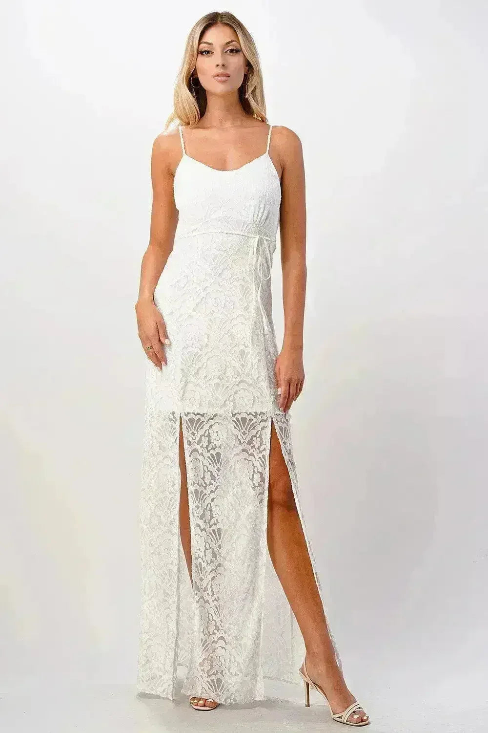 Black Lace Maxi Dress with Front Slit Elegant - Femstylo