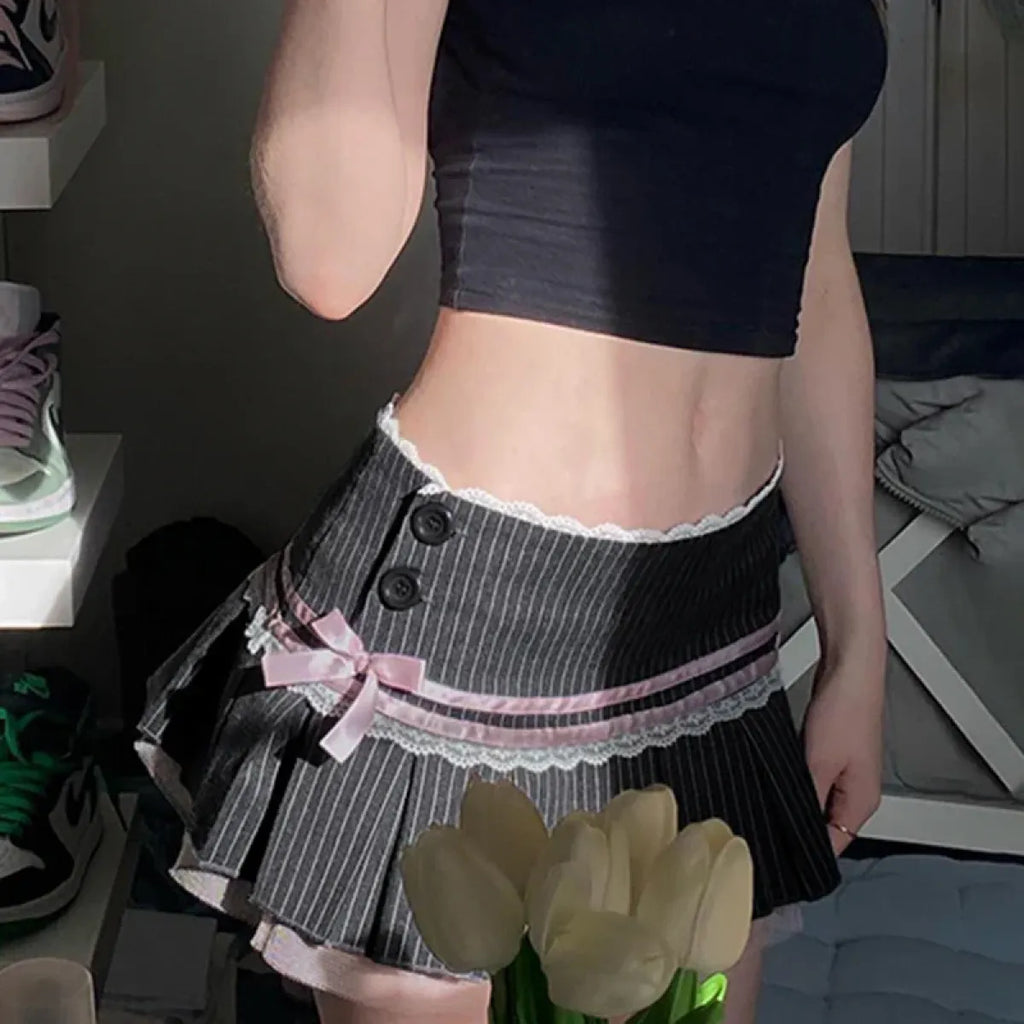 Y2K Coquette Aesthetic Pinstripe Pleated Black Mini Skirt with Bow